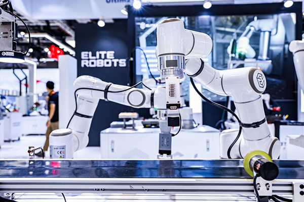 視覺上下料機(jī)器人